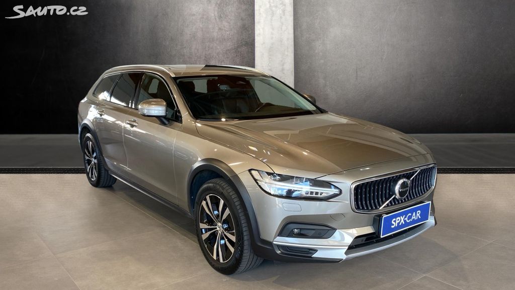 Volvo V90, Cross Country Pro, B4 AWD, 145